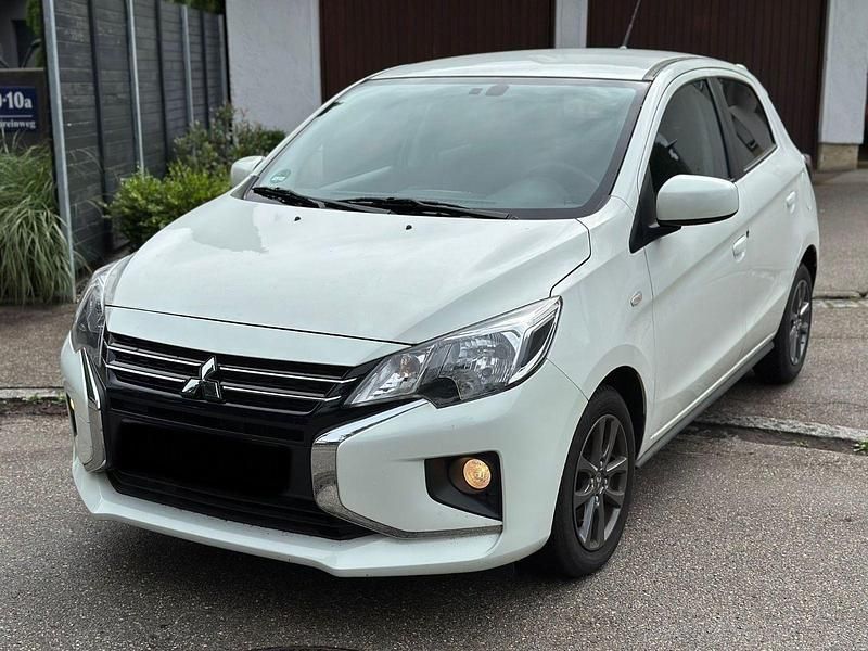 Weiß Gebraucht 2023 Mitsubishi Space Star Select+ Kleinwagen | 13.999 € (Guter Preis) - Bild 1/4
