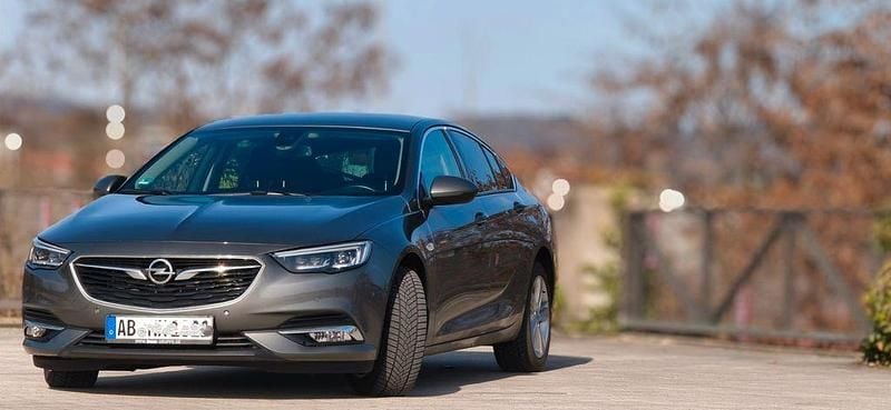 Gebraucht Opel Insignia 170 PS (125 kW) 2018 Grau Limousine