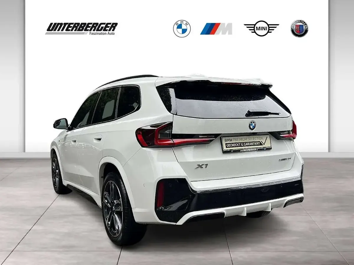 Gebraucht BMW X1 M Sport 156 PS (114 kW) 2025 Weiß SUV