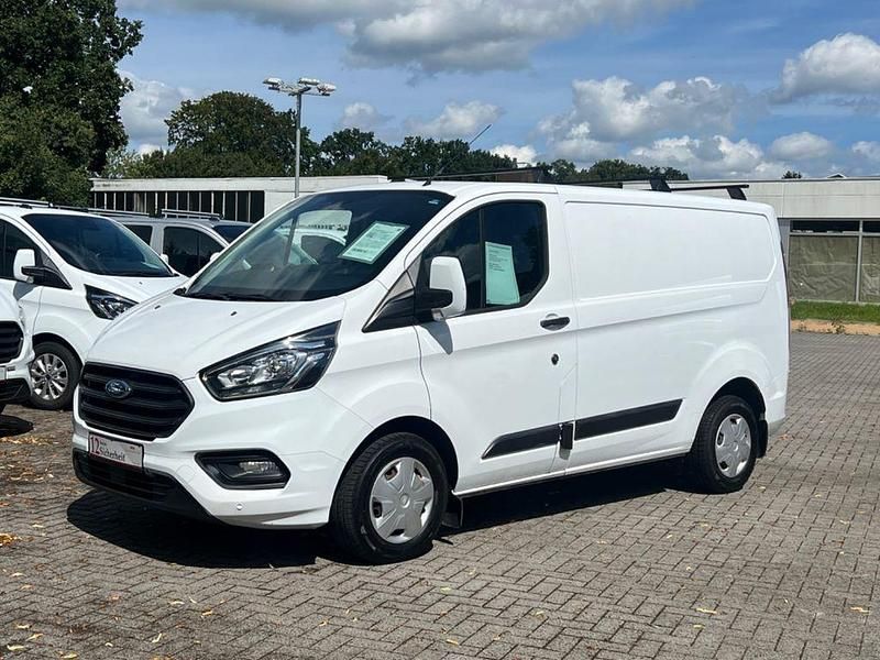 Frostweiß Gebraucht 2018 Ford Transit Custom Trend Van / Kleinbus | 16.490 € (Superpreis) - Bild 1/4