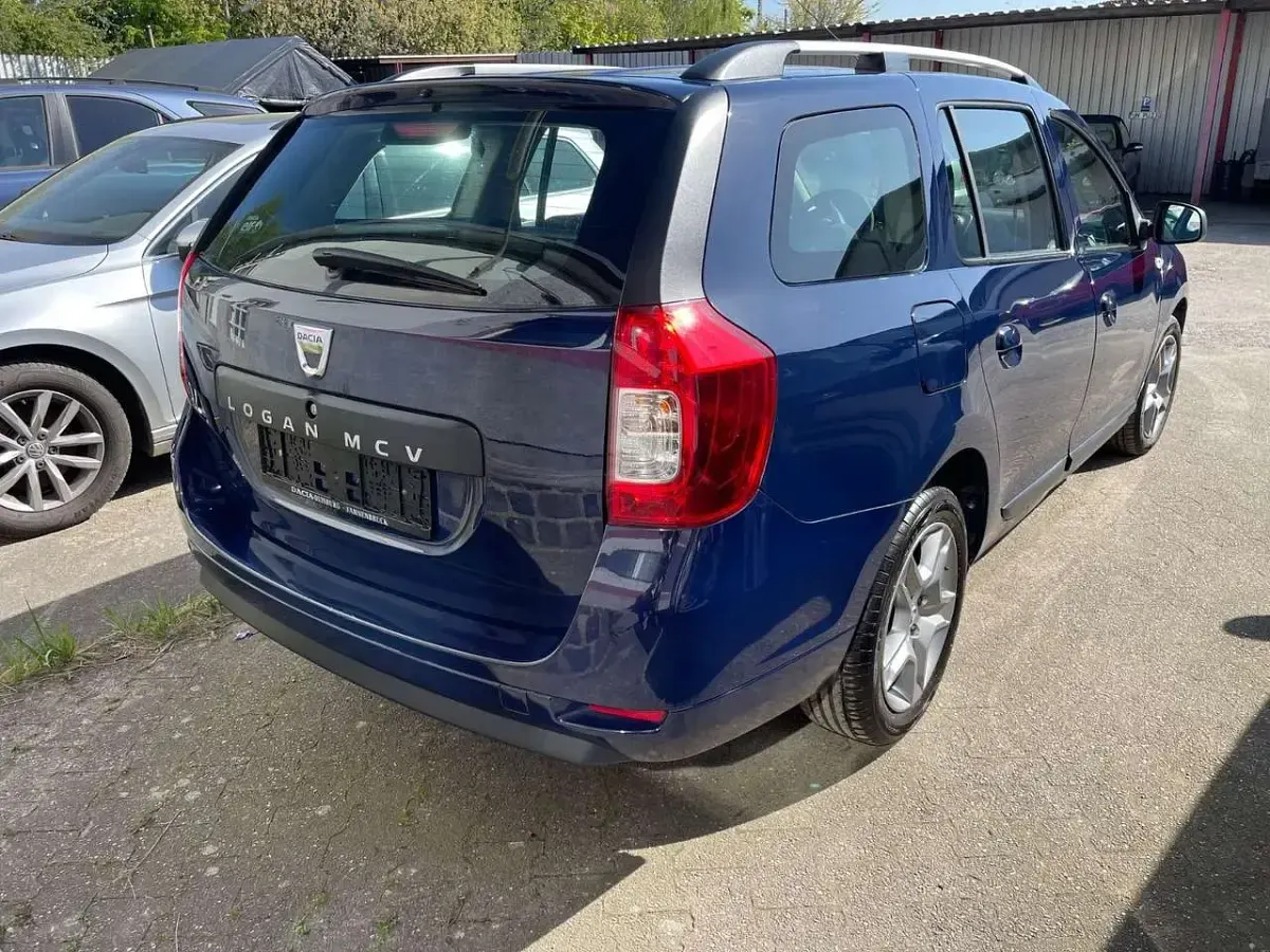 Gebraucht Dacia Logan MCV Lauréate 75 PS (55 kW) 2013 Blau Kombi