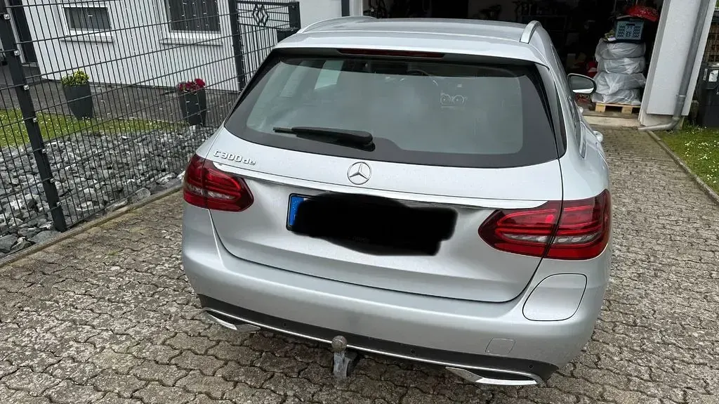 Gebraucht Mercedes C300e 306 PS (225 kW) 2021 Silber Limousine