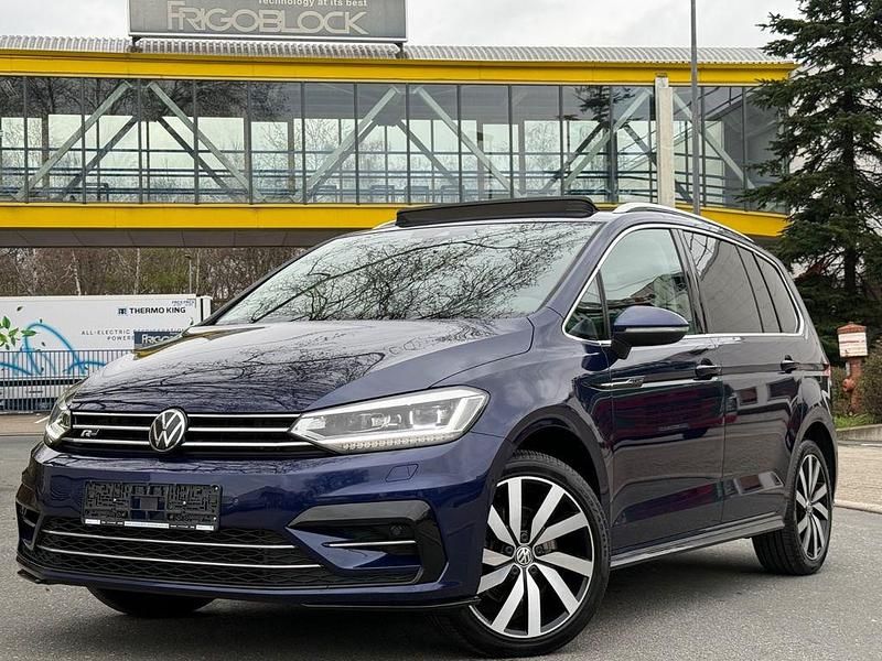 Gebraucht VW Touran Highline 150 PS (110 kW) 2024 Blau Van / Kleinbus