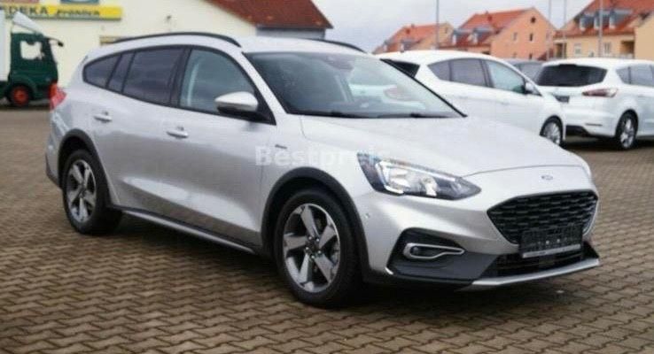 Silber Gebraucht 2019 Ford Focus Active Kombi | 13.800 € (Fairer Preis) - Bild 1/4