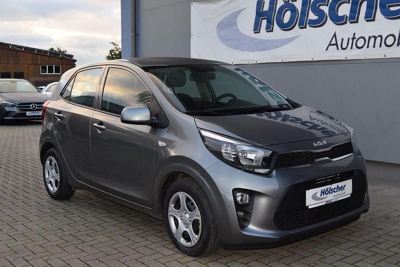 Grau Gebraucht 2023 Kia Picanto Edition 7 Kleinwagen | 14.750 € (Fairer Preis) - Bild 1/4