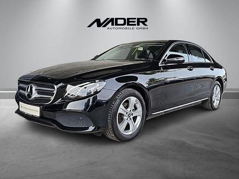 Gebraucht Mercedes E200 150 PS (110 kW) 2017 Schwarz Limousine