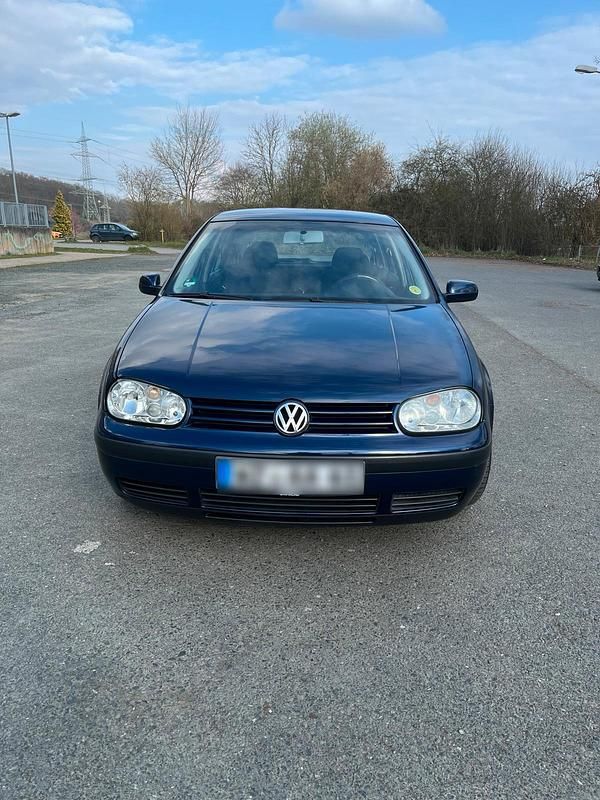 Gebraucht VW Golf IV 75 PS (55 kW) 2003 Blau Kleinwagen