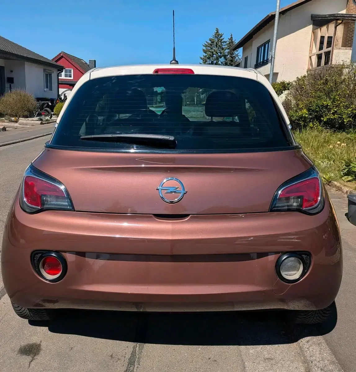 Używany Opel Adam 69 KM (50 kW) 2016 Brązowy Hatchback
