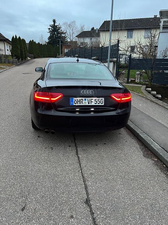 Gebraucht Audi A5 177 PS (130 kW) 2012 Schwarz Coupé