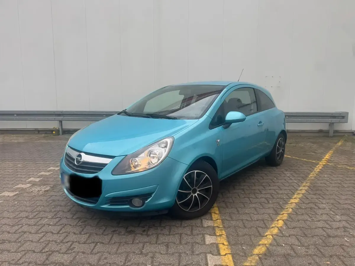 Gebraucht Opel Corsa 101 PS (74 kW) 2011 Andere farben Kleinwagen