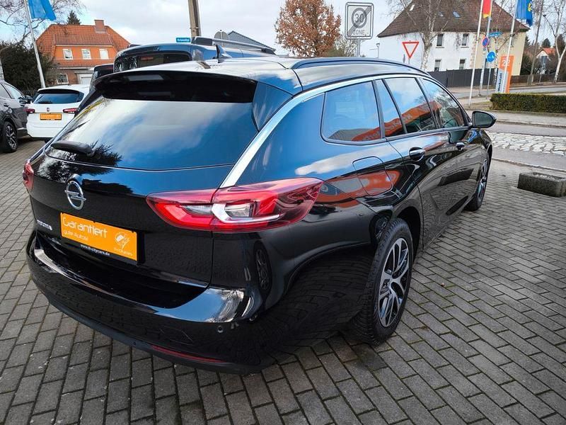 Gebraucht Opel Insignia 136 PS (100 kW) 2020 Schwarz Limousine