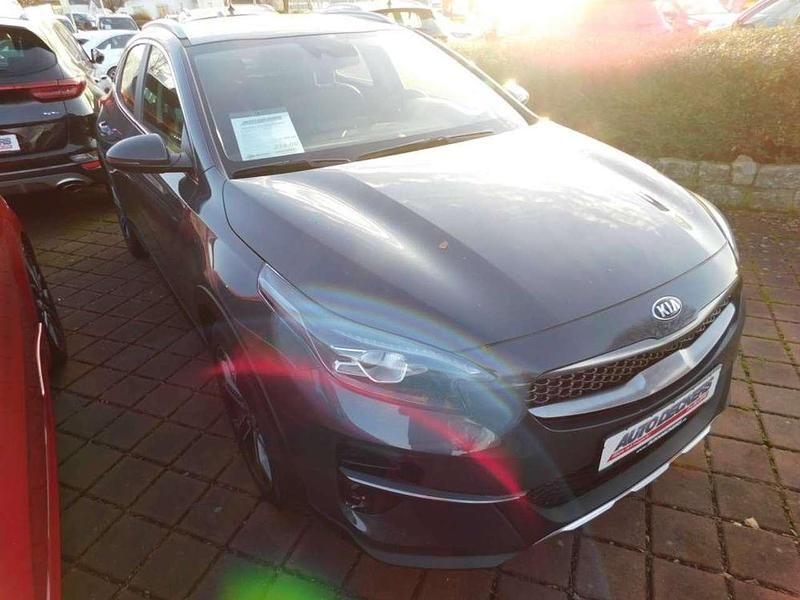 Grau Gebraucht 2019 Kia XCeed Spirit SUV | 17.290 € (Fairer Preis) - Bild 1/4