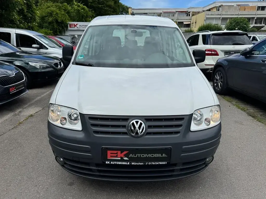 Gebraucht VW Caddy Team 105 PS (77 kW) 2010 Weiß Van / Kleinbus