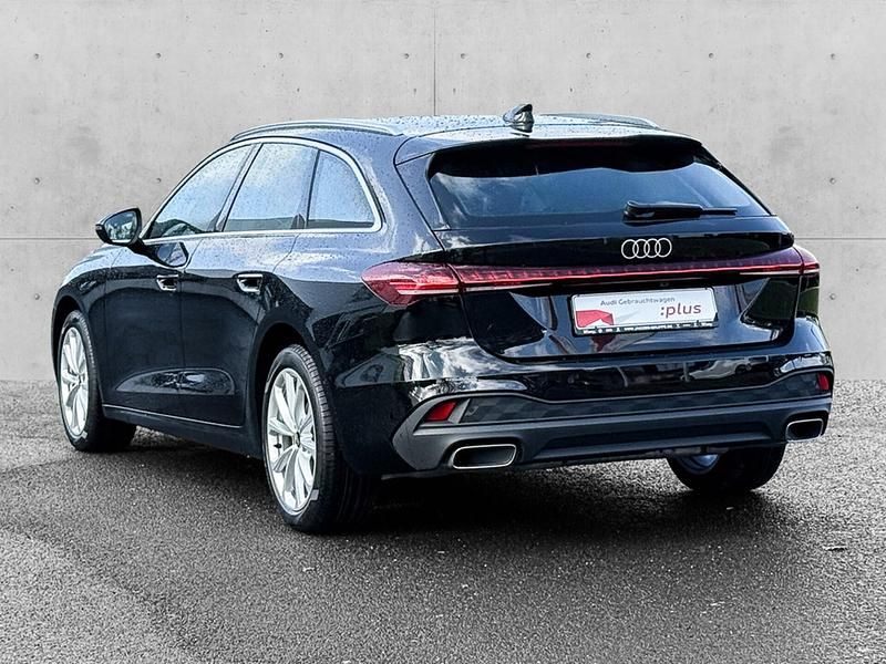 Gebraucht Audi A5 Business 204 PS (150 kW) 2025 Mythosschwarz metallic Kombi