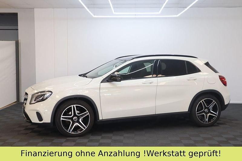 Gebraucht Mercedes GLA200 136 PS (100 kW) 2017 Weiß SUV