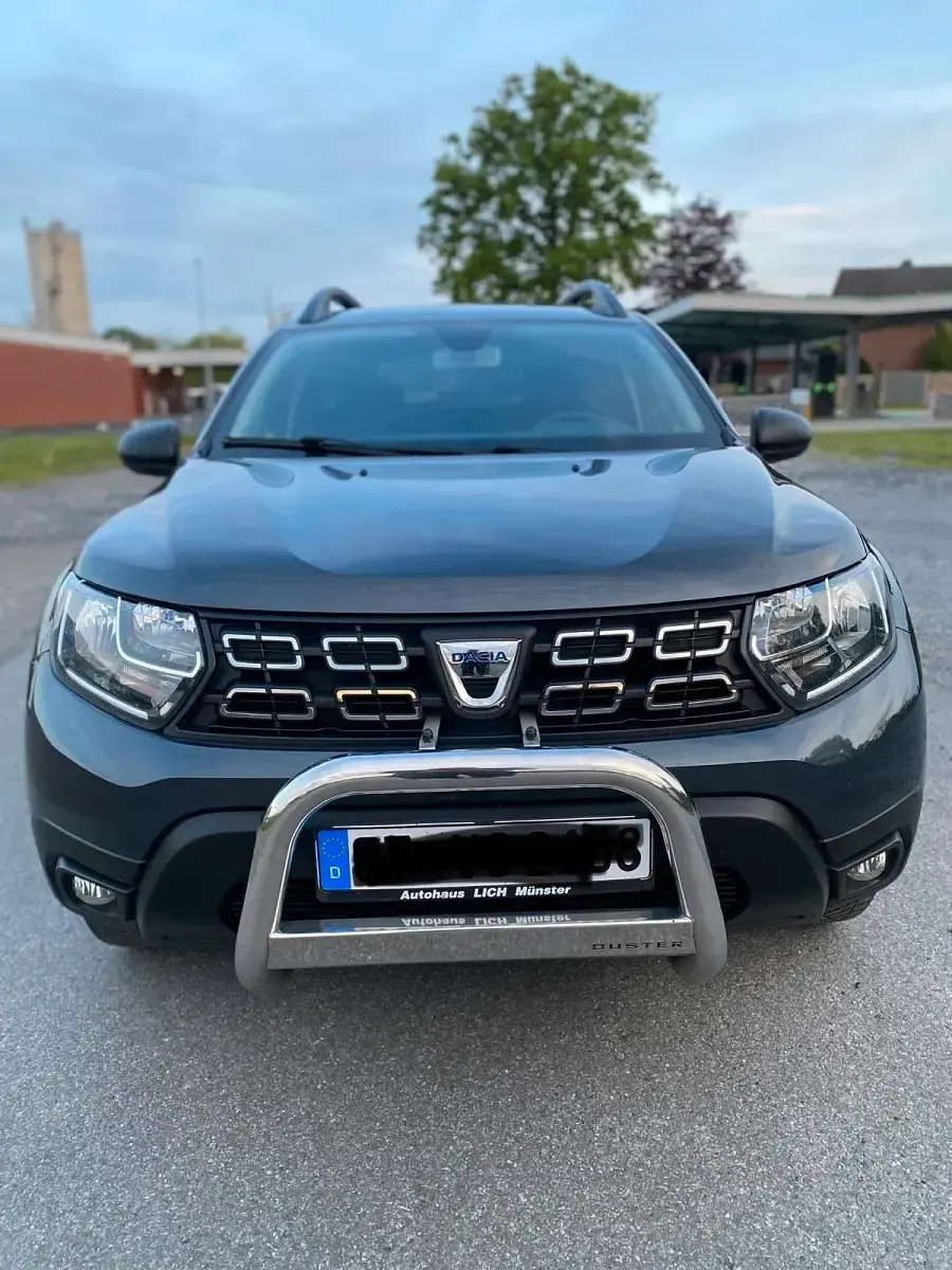 Second-hand Dacia Duster 115 CP (84 kW) 2019 Gri SUV