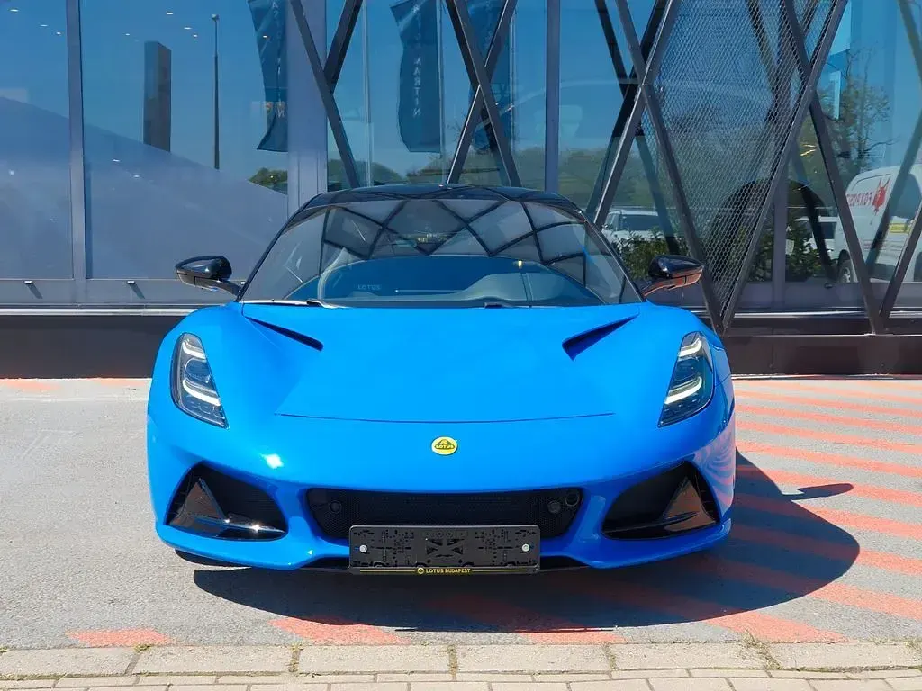 Używany Lotus Emira 405 KM (297 kW) 2023 Niebieski Coupe