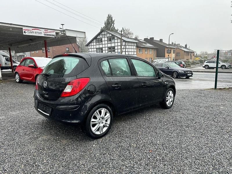 Gebraucht Opel Corsa Energy 69 PS (50 kW) 2014 Schwarz Limousine