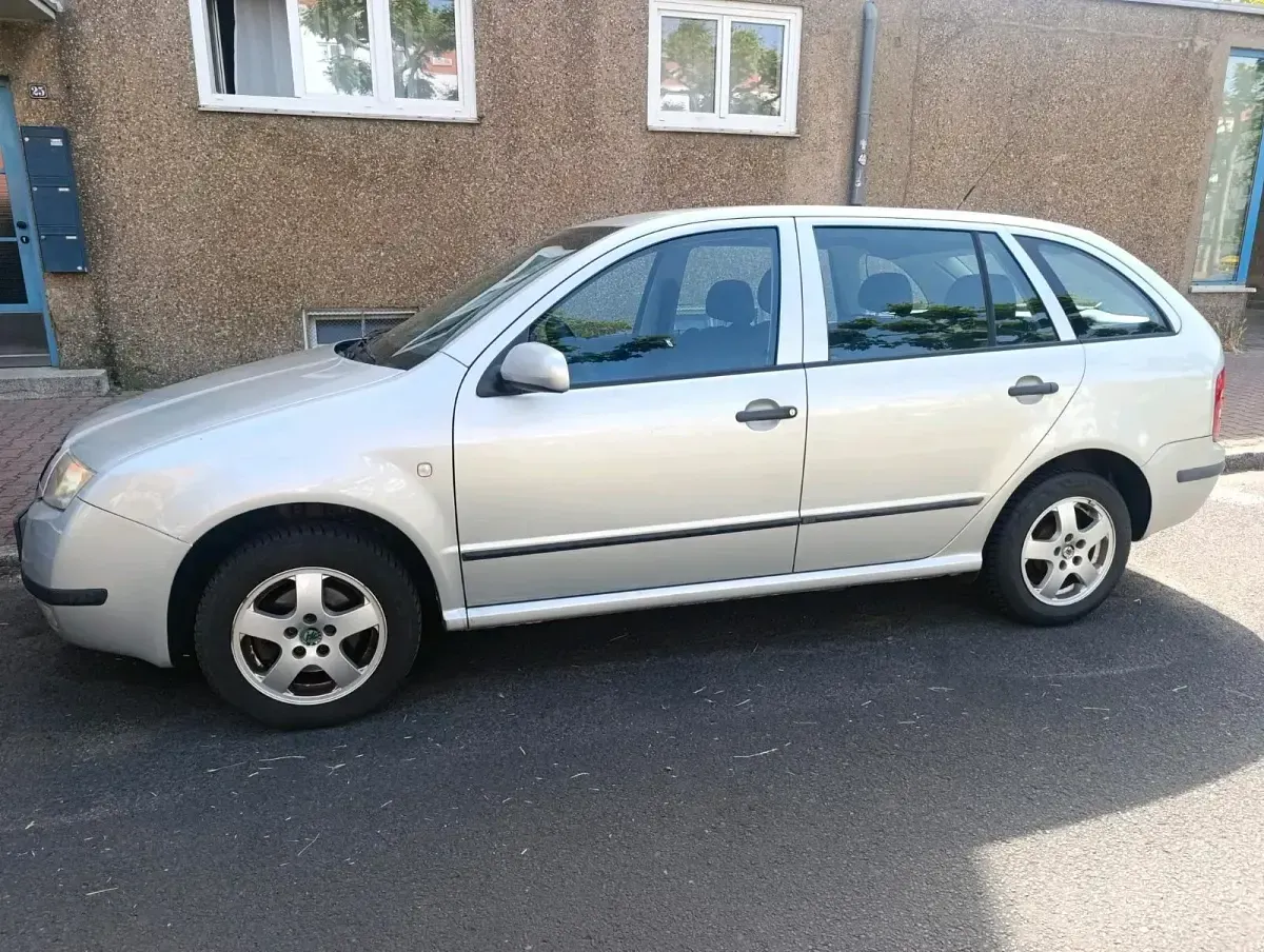 Gebraucht Skoda Fabia 75 PS (55 kW) 2002 Silber Kombi