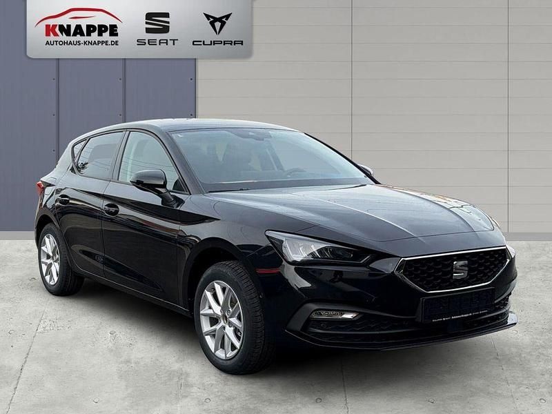 Neu Seat Leon 150 PS (110 kW) 2025 Schwarz Limousine