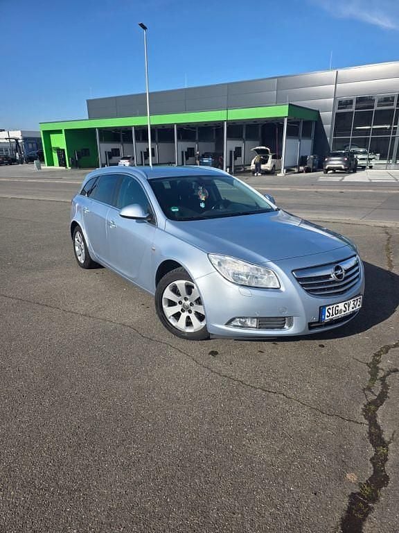 Gebraucht Opel Insignia Active 131 PS (96 kW) 2013 Silber Limousine