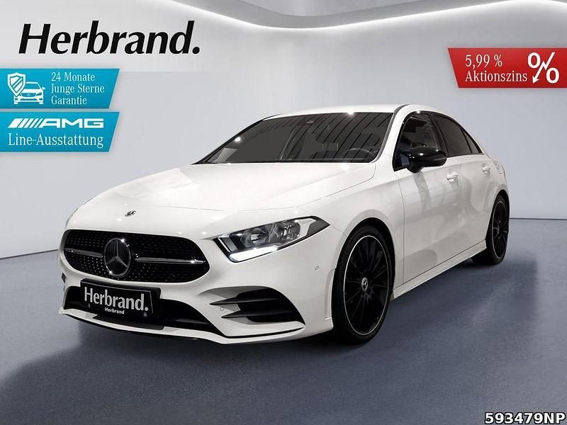 Unilack polarweiß Gebraucht 2022 Mercedes A180 AMG Limousine | 24.990 € (Guter Preis) - Bild 1/4