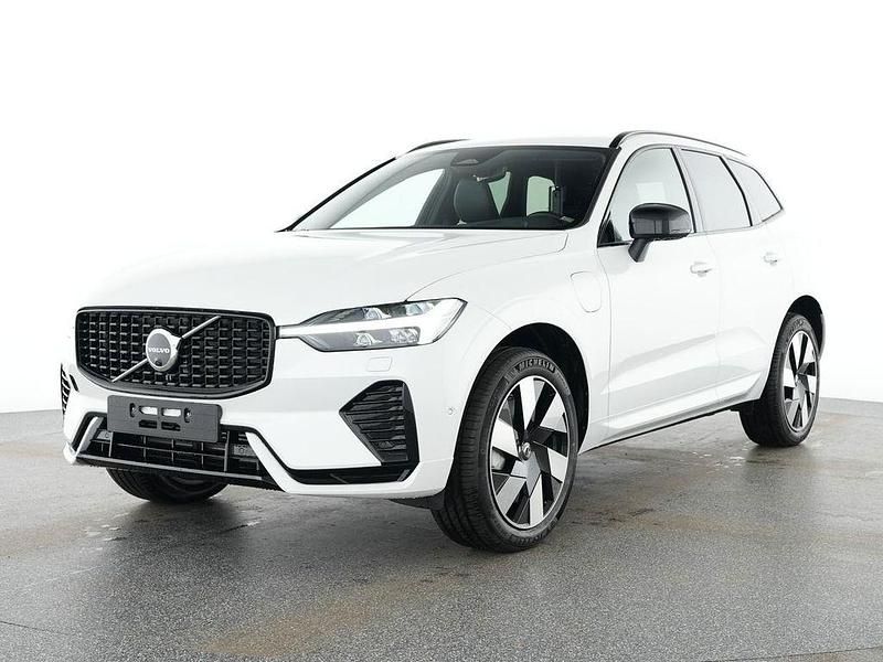 Weiß Gebraucht 2025 Volvo XC60 Plus SUV | 52.390 € (Fairer Preis) - Bild 1/4