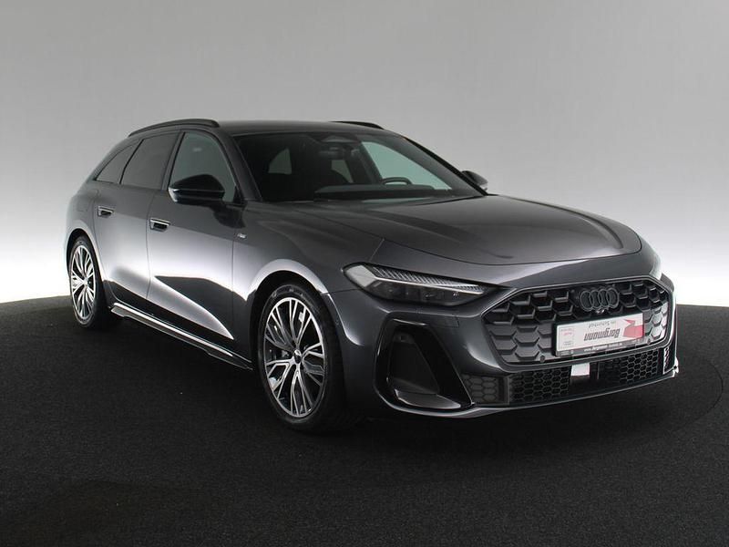 Gebraucht Audi A5 S-Line 204 PS (150 kW) 2025 Grau / daytonagrau perleffekt Kombi