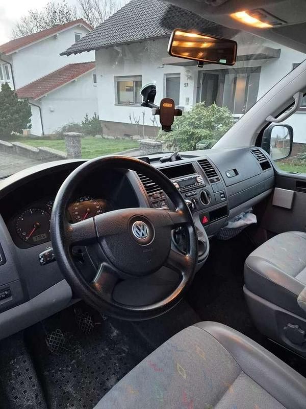 Gebraucht VW T5 102 PS (75 kW) 2012 Schwarz Van