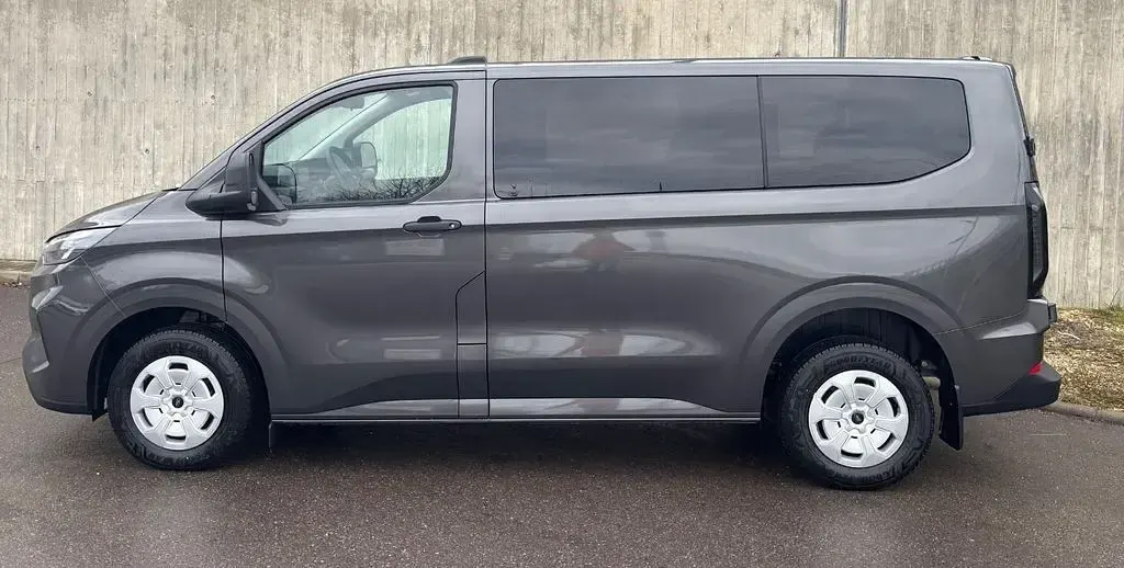 Ny Ford Transit Custom Trend 136 HK (100 kW) 2026 Grå Stationcar