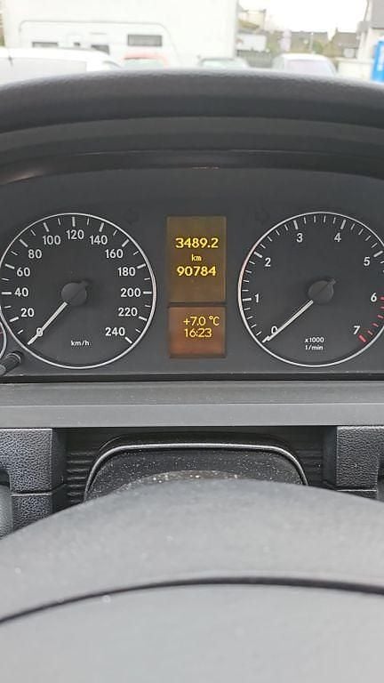 Gebraucht Mercedes A150 Classic 95 PS (69 kW) 2006 Beige Van / Kleinbus