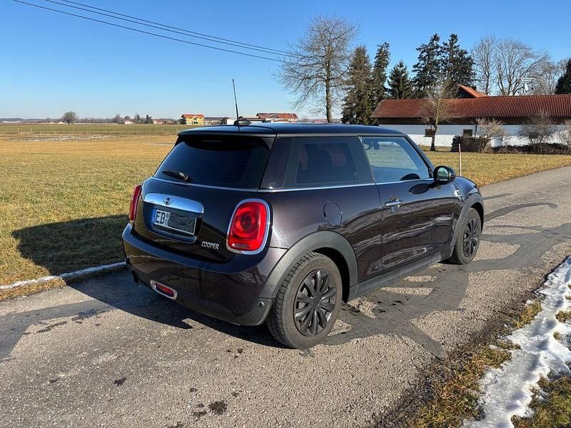 Gebraucht Mini Cooper 136 PS (100 kW) 2014 Schwarz Kleinwagen