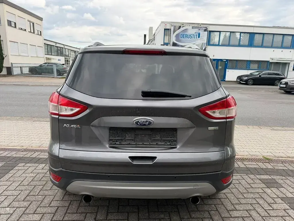Gebraucht Ford Kuga 150 PS (110 kW) 2014 Grau SUV