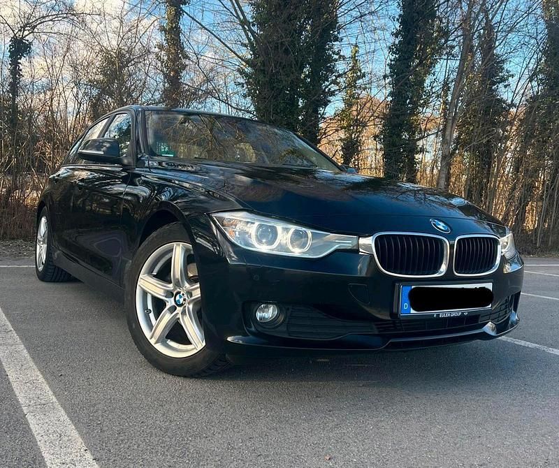 Gebraucht BMW 316 116 PS (85 kW) 2014 Schwarz Limousine