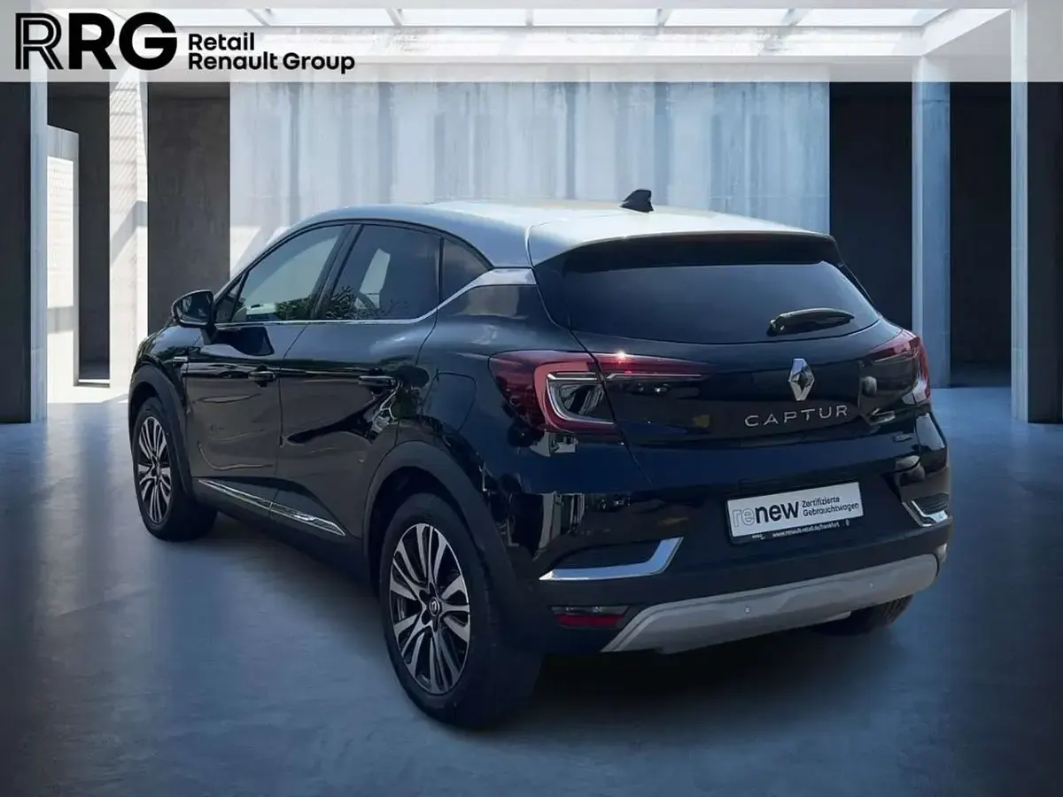 Gebraucht Renault Captur Iconic 159 PS (116 kW) 2023 Schwarz gng + grau kqa SUV