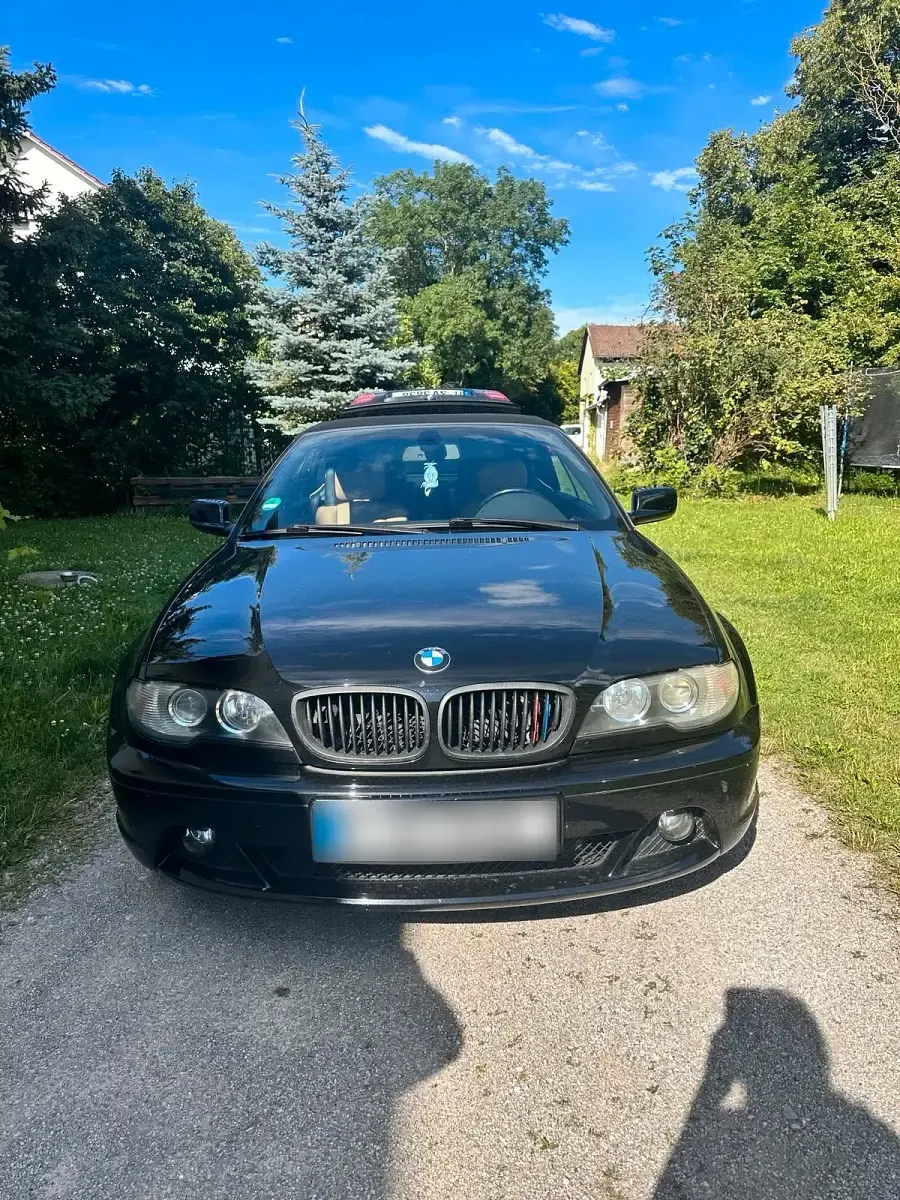 Używany BMW 320 170 KM (125 kW) 2003 Czarny Kabriolet