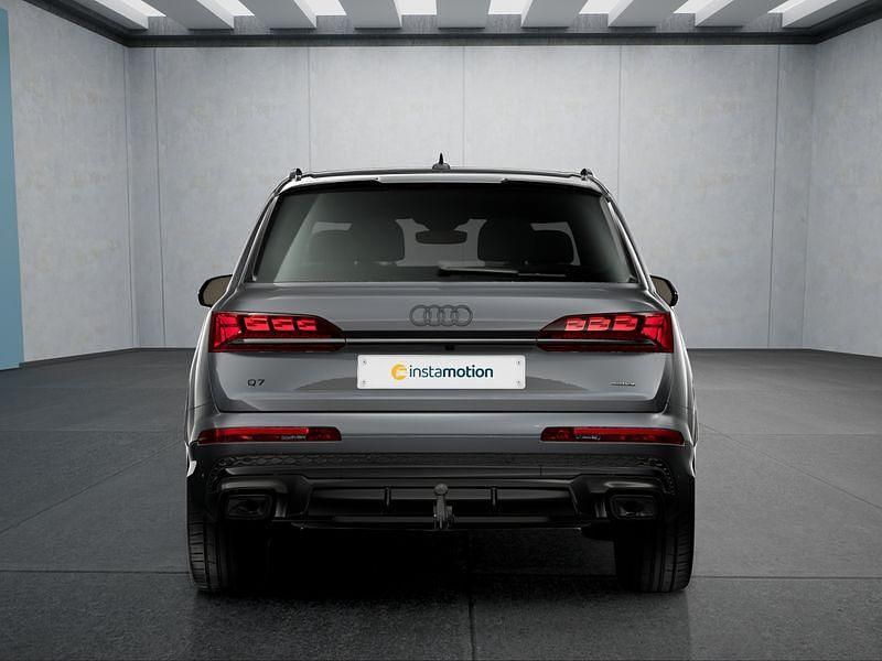 Second-hand Audi Q7 286 CP (210 kW) 2025 Gri SUV