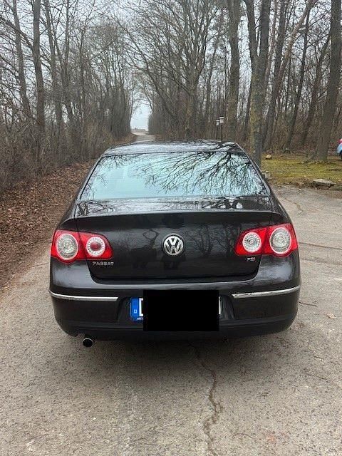 Gebraucht VW Passat Comfortline 116 PS (85 kW) 2005 Braun Limousine