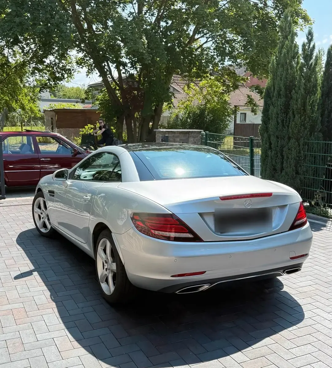 Gebraucht Mercedes SLC200 184 PS (135 kW) 2016 Silber Cabrio