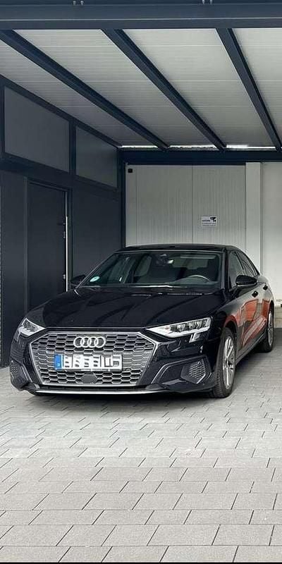 Gebraucht Audi A3 150 PS (110 kW) 2022 Schwarz Limousine