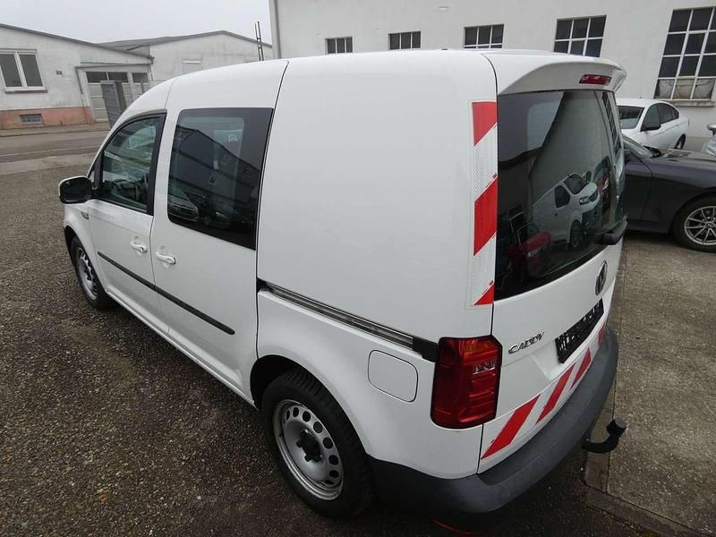Gebraucht VW Caddy Trendline 110 PS (80 kW) 2020 Candyweiß Van / Kleinbus
