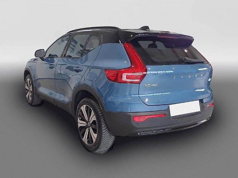 Gebraucht Volvo XC40 Core 169 kW (231 PS) 2023 Blau SUV
