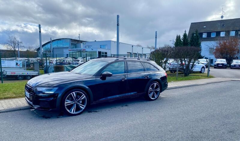 Schwarz Gebraucht 2023 Audi A6 Allroad Ambiente Kombi | 45.800 € (Superpreis) - Bild 1/4