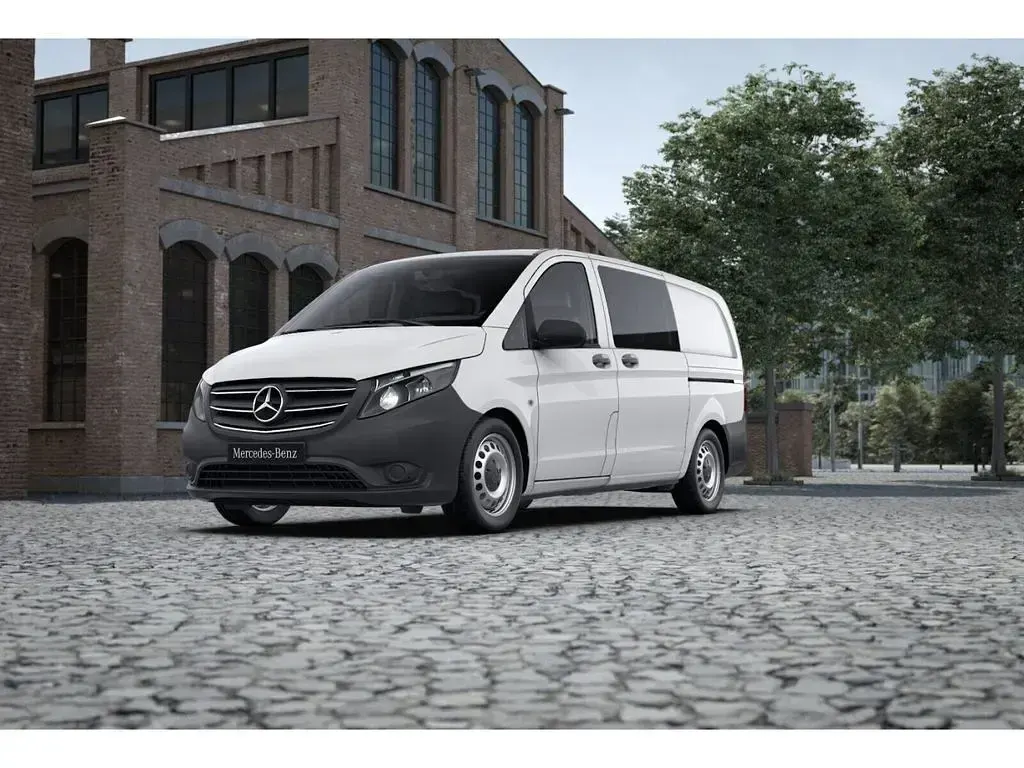 Gebraucht Mercedes Vito 190 PS (139 kW) 2022 Weiß Van