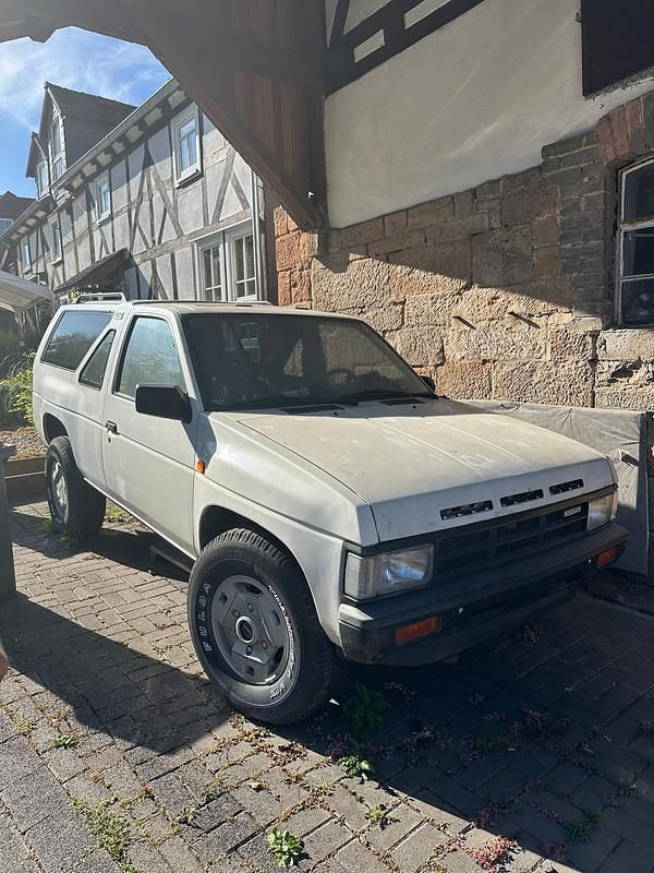 Gebraucht Nissan Terrano 111 PS (81 kW) 1989 Weiß SUV