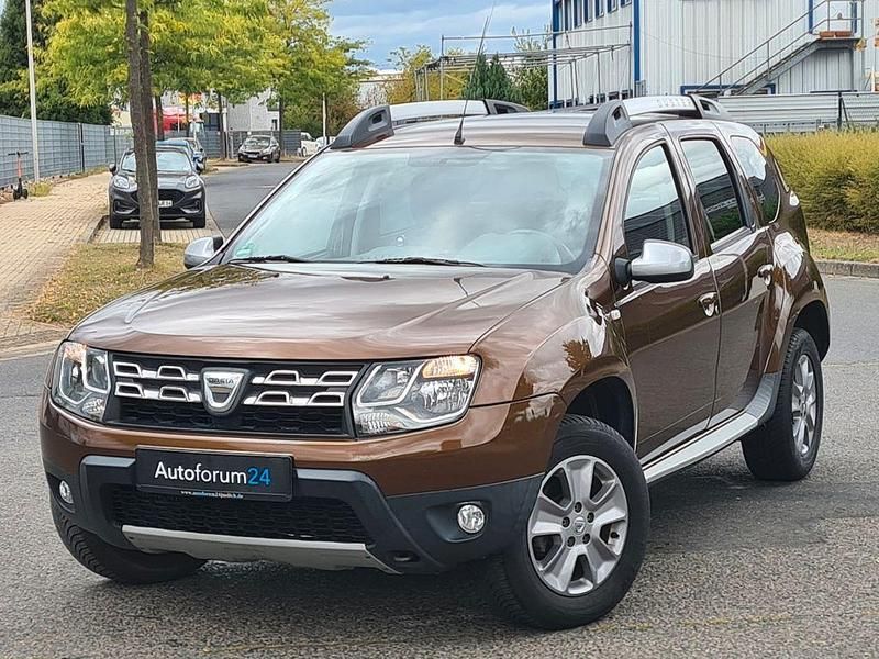 Braun Gebraucht 2015 Dacia Duster Prestige SUV | 6.899 € (Fairer Preis) - Bild 1/4
