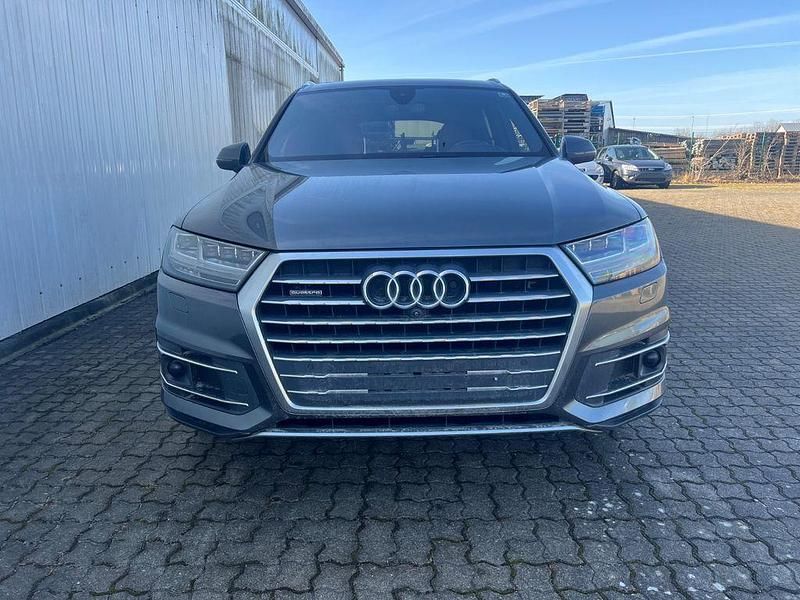 Gebraucht Audi Q7 S-Line 272 PS (200 kW) 2016 Grau SUV