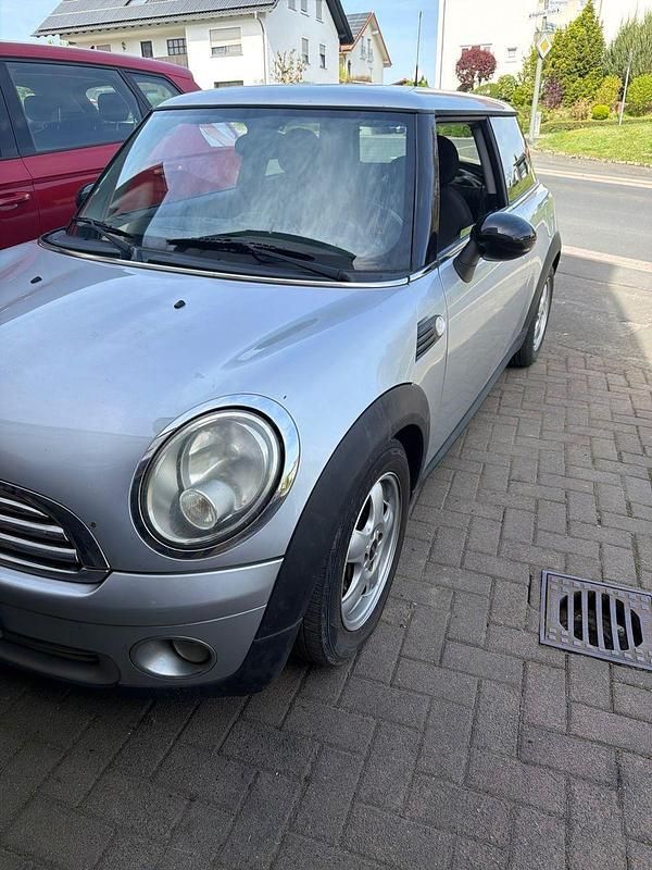 Usado Mini ONE 95 HP (69 kW) 2008 Prateado Citadino