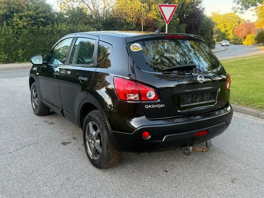 Gebraucht Nissan Qashqai Visia 114 PS (83 kW) 2009 Schwarz SUV