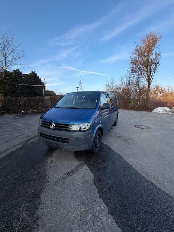 Gebraucht VW Caravelle 140 PS (102 kW) 2010 Blau Van / Kleinbus